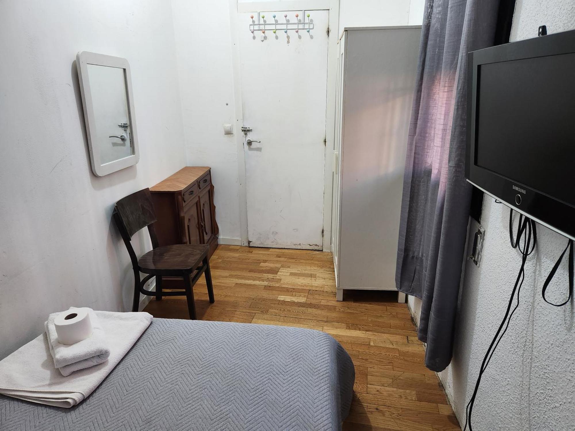 Hostel Pepe Viajes マドリード エクステリア 写真